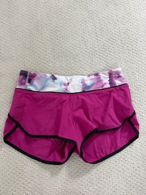 lululemon athletica Women's Athletic Shorts in Magenta with Patterned Waistband
